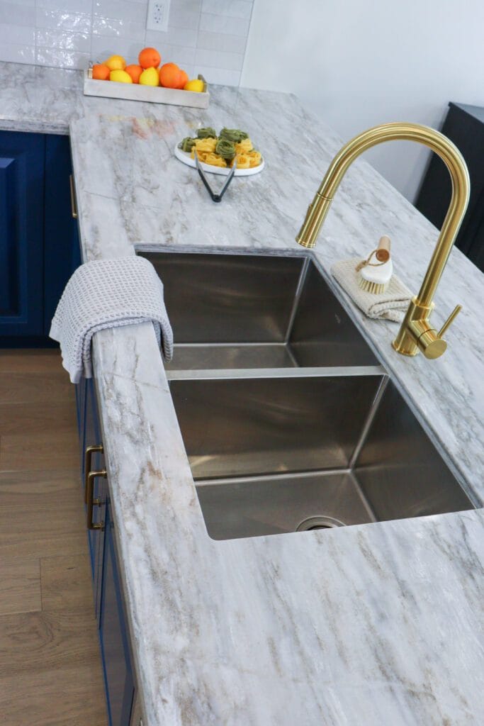 matterhorn Quartz - Blue and White Kitchen Renovation - Burlington Oakville Renovation Company