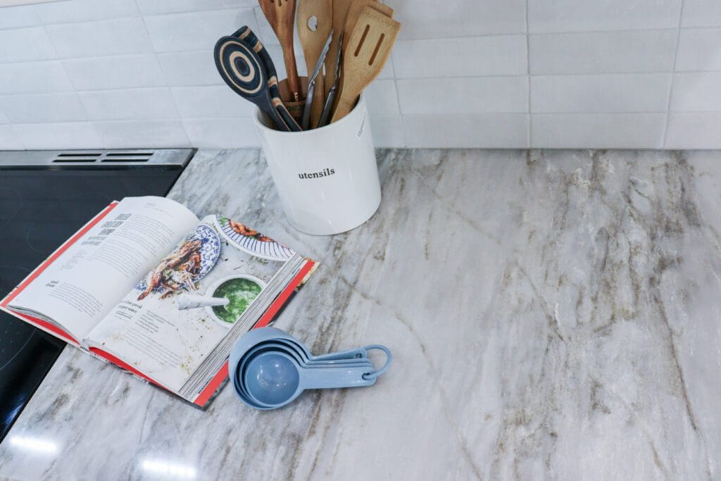 matterhorn Quartz - Blue and White Kitchen Renovation - Burlington Oakville Renovation Company