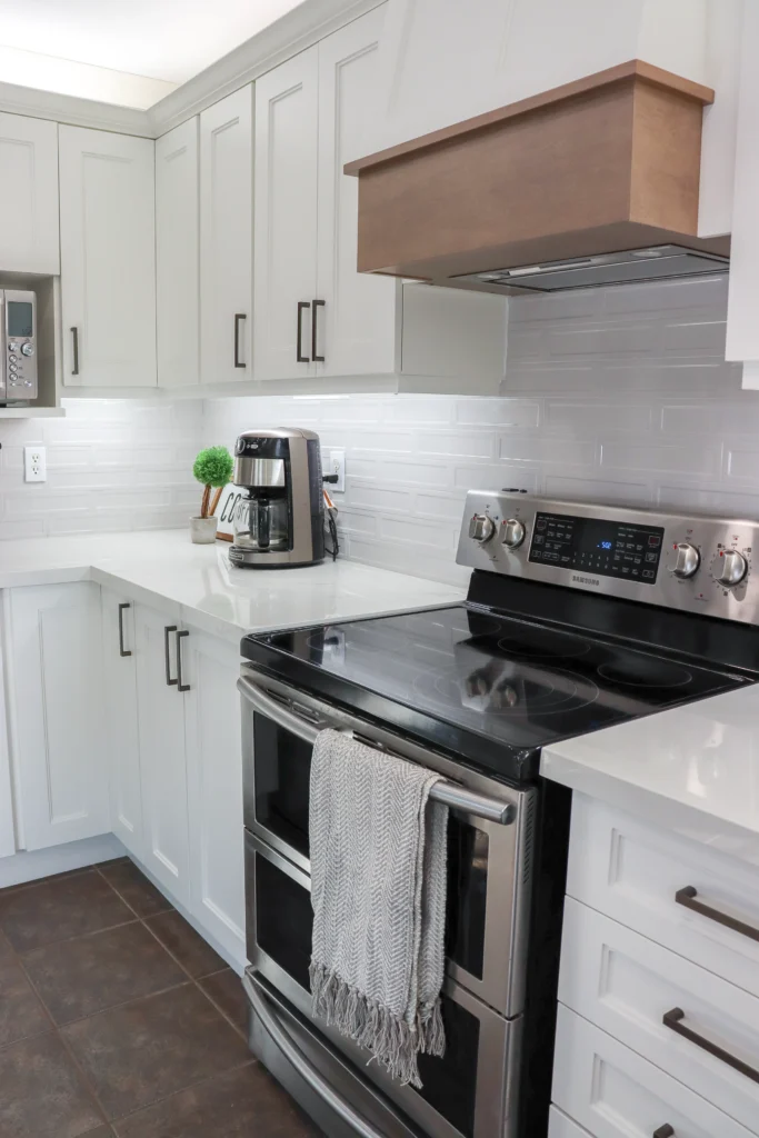 Refaced Kitchen Renovation, Burlington Ontario