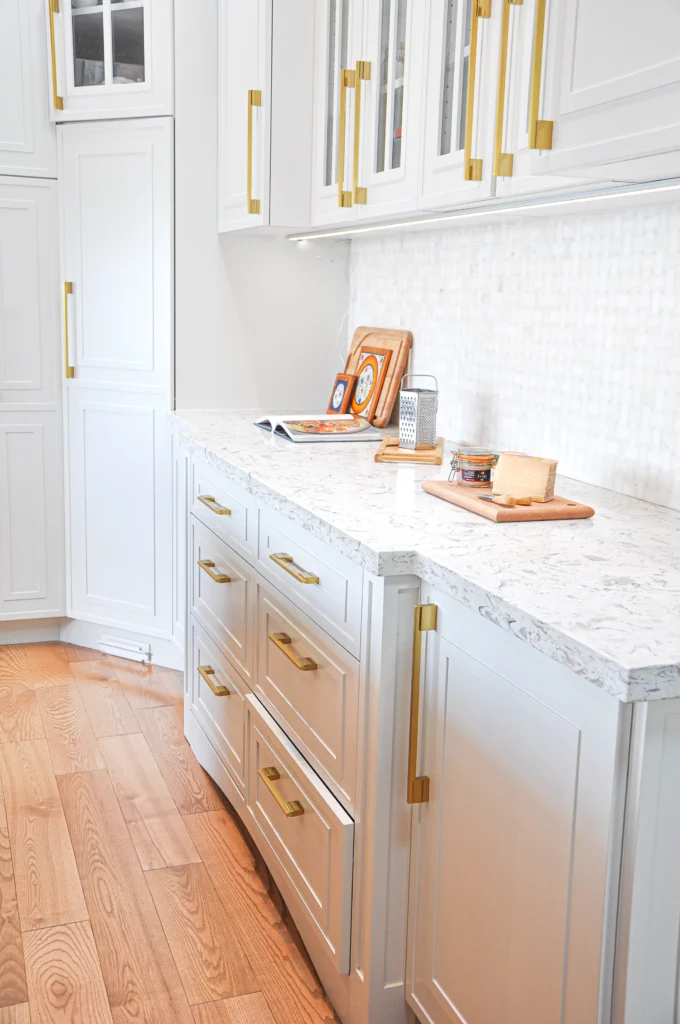gold hardware and white kitchen cabinets, kitchen renovation burlington